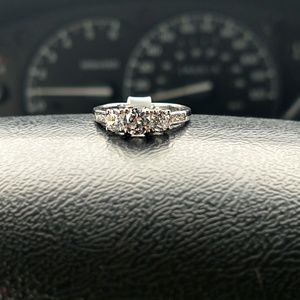 Sterling silver 3 stone ring